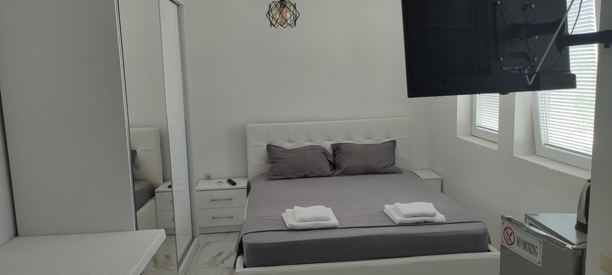 Golem Apartment Buitenkant foto