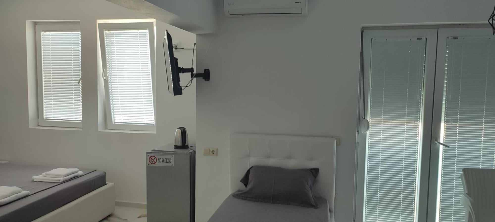 Golem Apartment Buitenkant foto